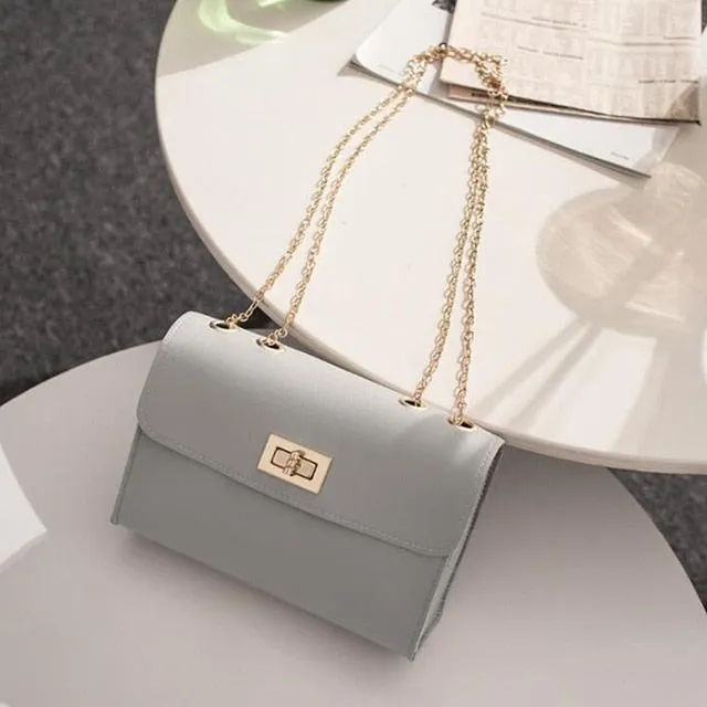 2019 New Arrival Women Bag Crossbody Bags for Women heart Buckle Handbag Glitter Sequins Chain Shoulder Bag PU Leather Handbags