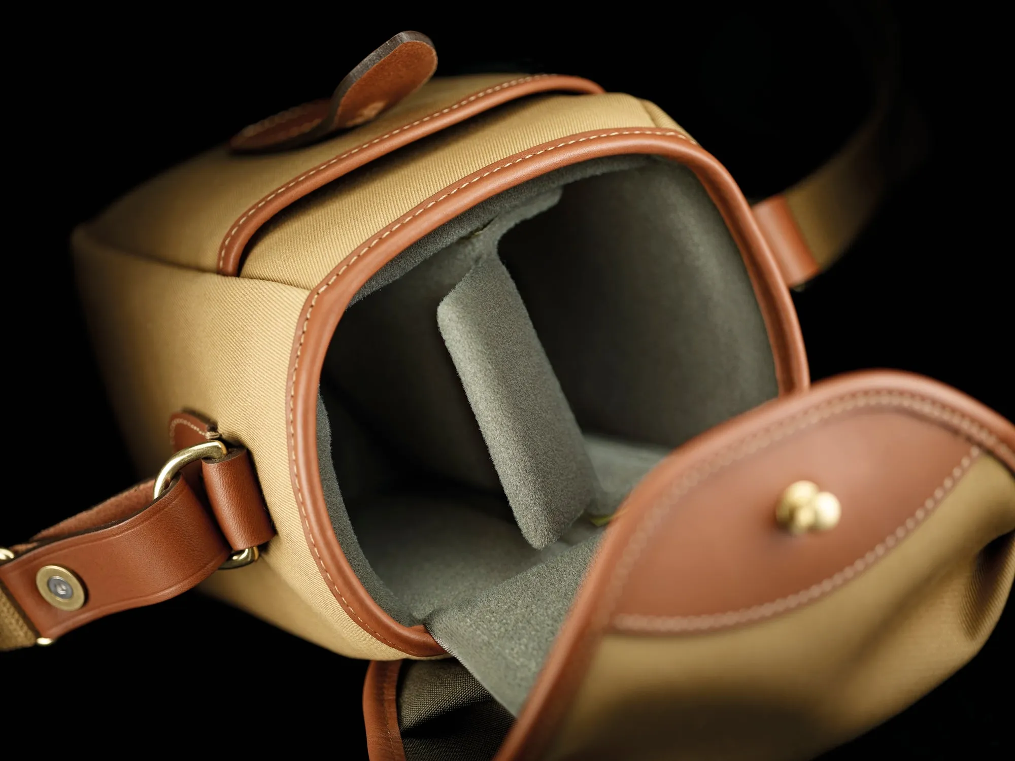 72 Camera Bag - Khaki Canvas / Tan Leather