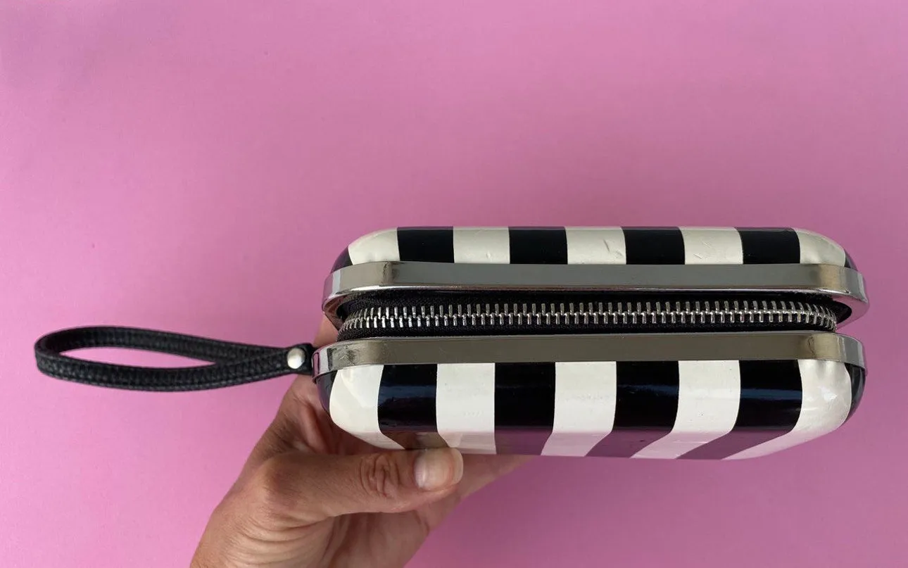 Max&Co Vintage Wrist Wallet 2000s. Striped Vegan Clutch, Zip Pouch.