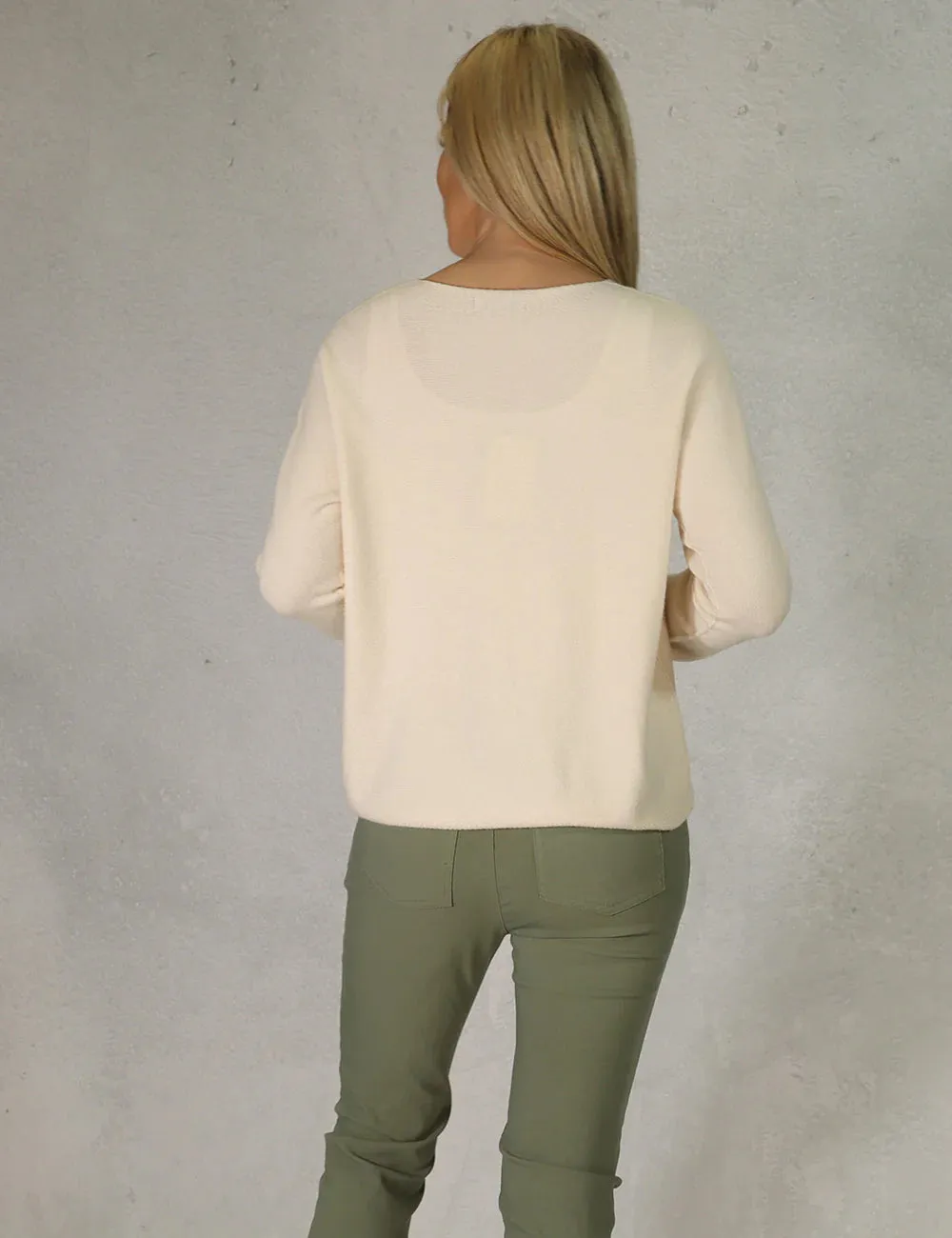 V-Neck Knit Cream